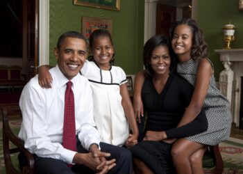 President Barack Obama, First Lady Michelle Obama, and their daughters, Malia and Sasha, sit for a  family portrait in the Green Room of the White House, Sept. 1, 2009. (Official White House Photo)

Photo by Annie Leibovitz/Released by White House Photo Office

This official White House photograph is being made available only for publication by news organizations and/or for personal use printing by the subject(s) of the photograph. The photograph may not be manipulated in any way and may not be used in commercial or political materials, advertisements, emails, products, promotions that in any way suggests approval or endorsement of the President, the First Family, or the White House.